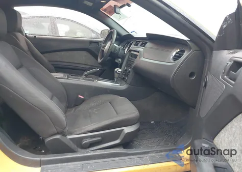 2011 Ford Mustang V6 z USA, uszkodzony, nr VIN 1ZVBP8AM5B5154811